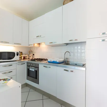 Il Porto Bilocale 11 Con Piscina - Goelba