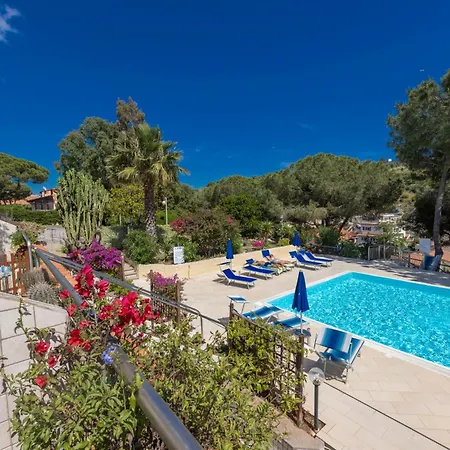 Appartement Il Porto Bilocale 11 Con Piscina - Goelba *