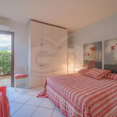 Apartament Il Porto Bilocale 11 Con Piscina - Goelba