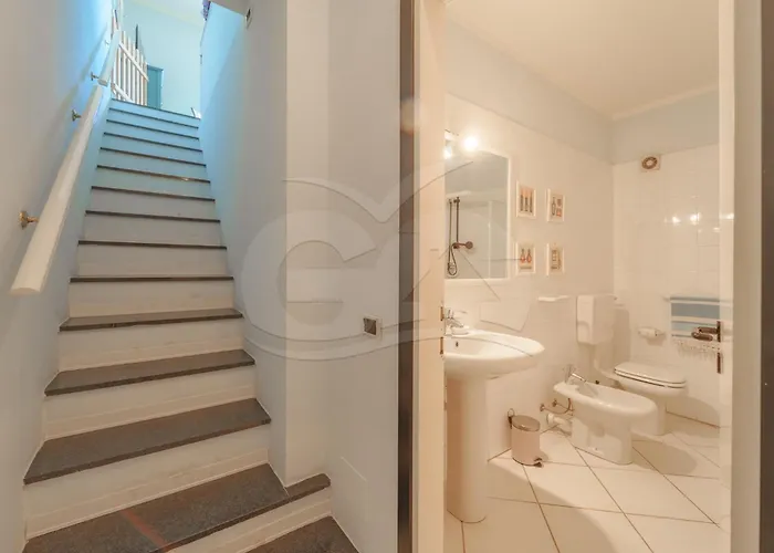 Il Porto Bilocale 11 Con Piscina - Goelba