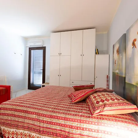 Il Porto Bilocale 11 Con Piscina - Goelba Apartment Porto Azzurro